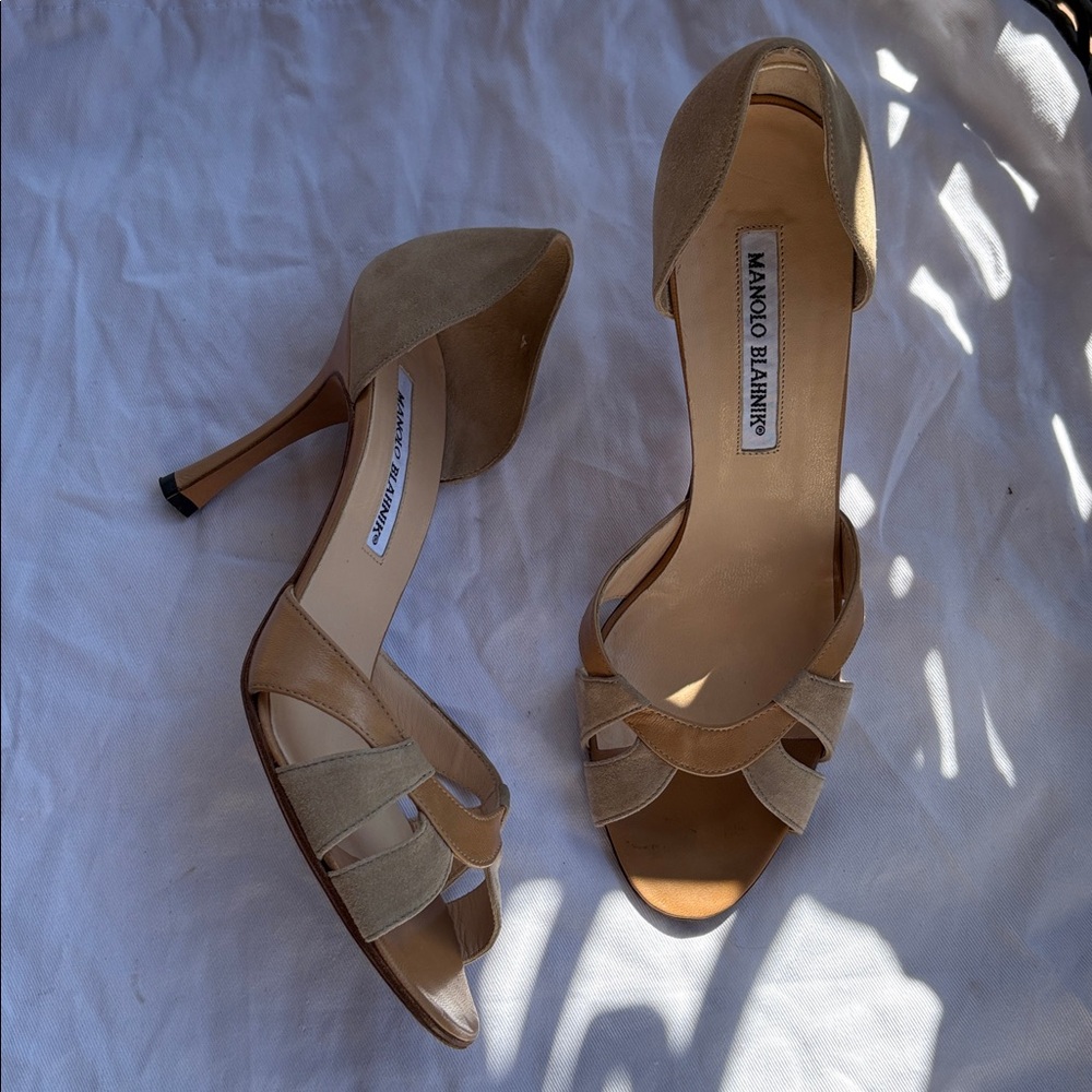 Manolo Blahnik Beige and Camel Heels